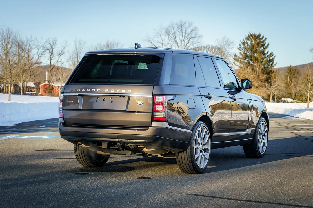 2017 Land Rover Range Rover L405 - Image 7 of 31