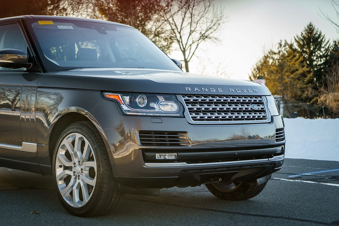 2017 Land Rover Range Rover L405 - Image 14 of 31