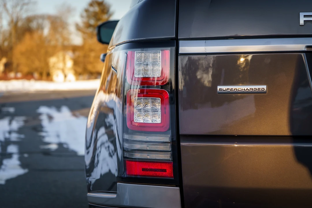 2017 Land Rover Range Rover L405 - Image 25 of 31