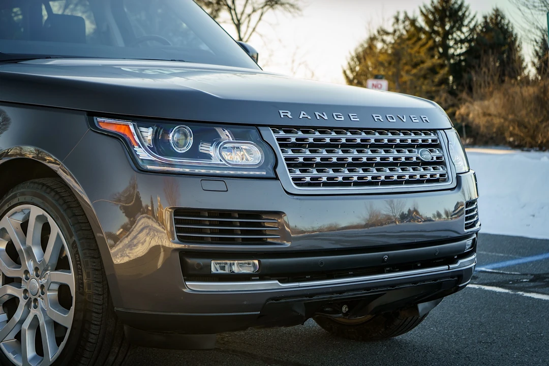 2017 Land Rover Range Rover L405 - Image 15 of 31