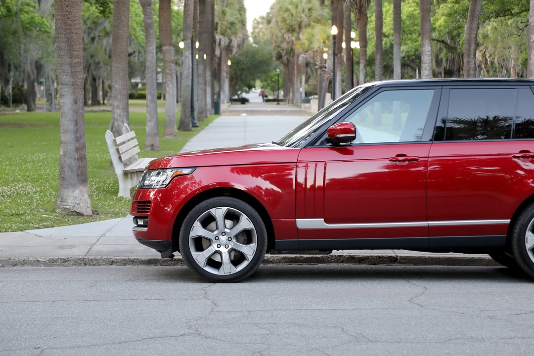 2017 Land Rover Range Rover L405 - Image 11 of 31