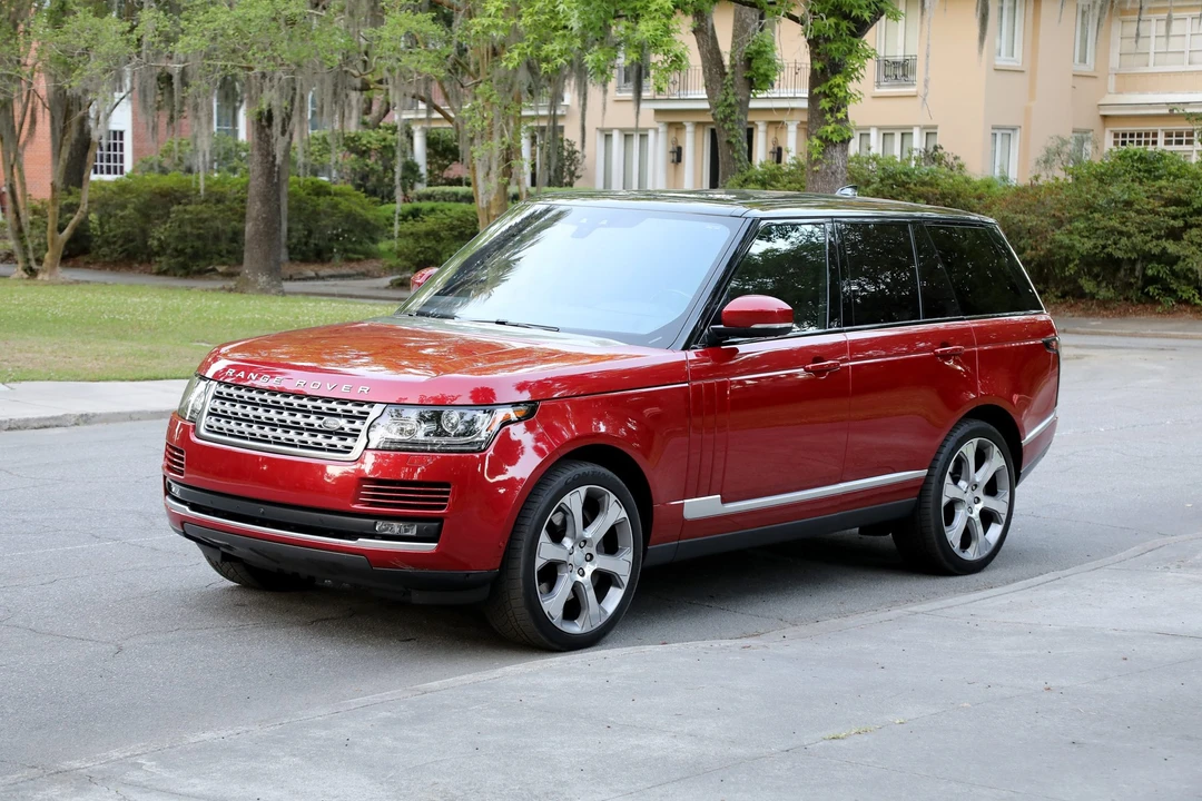 2017 Land Rover Range Rover L405 - Image 4 of 31