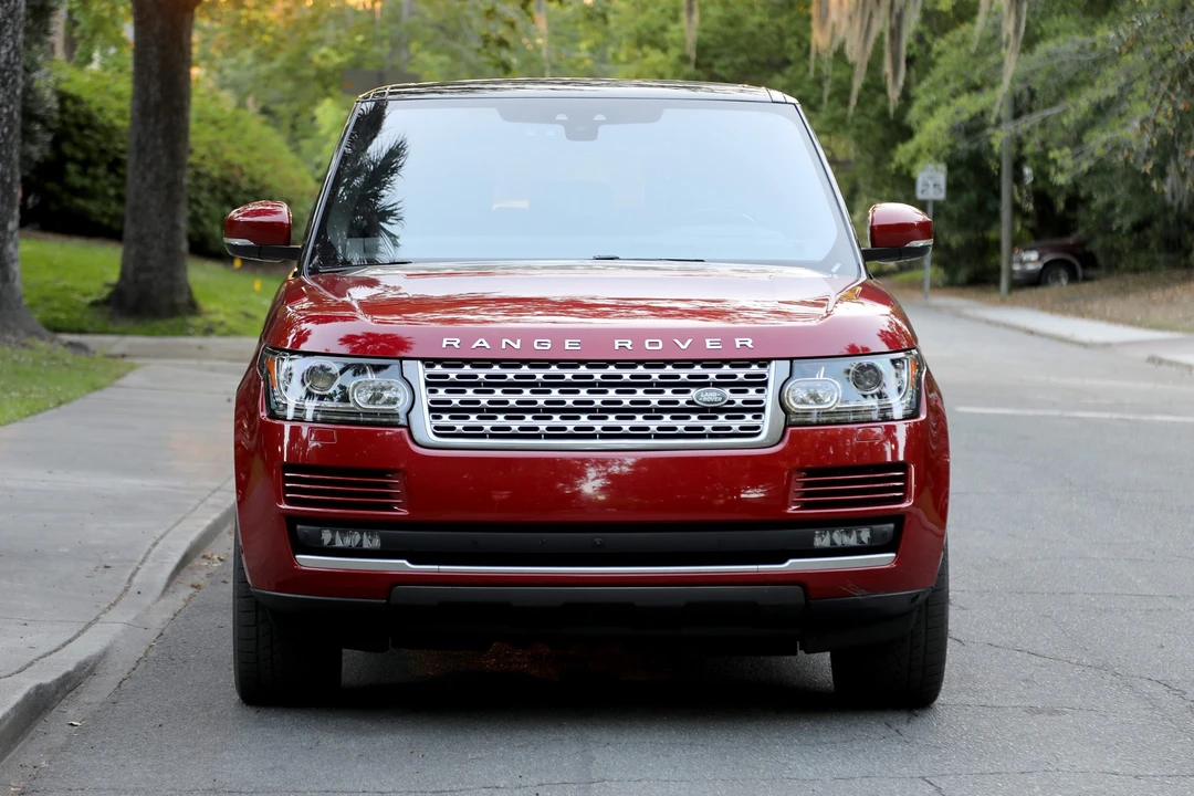 2017 Land Rover Range Rover L405 - Image 3 of 31