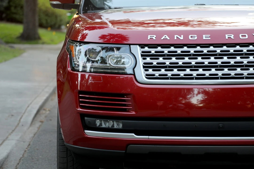 2017 Land Rover Range Rover L405 - Image 14 of 31