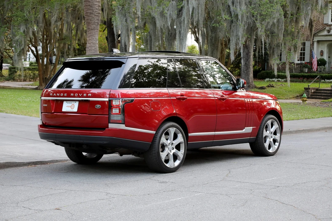 2017 Land Rover Range Rover L405 - Image 7 of 31