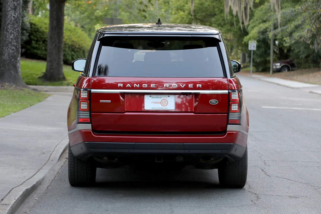 2017 Land Rover Range Rover L405 - Image 6 of 31