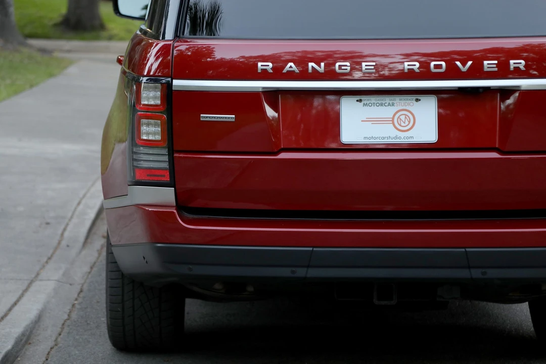 2017 Land Rover Range Rover L405 - Image 25 of 31