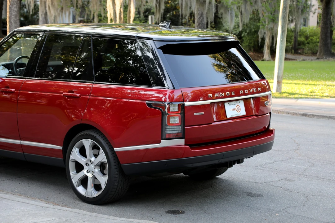 2017 Land Rover Range Rover L405 - Image 20 of 31
