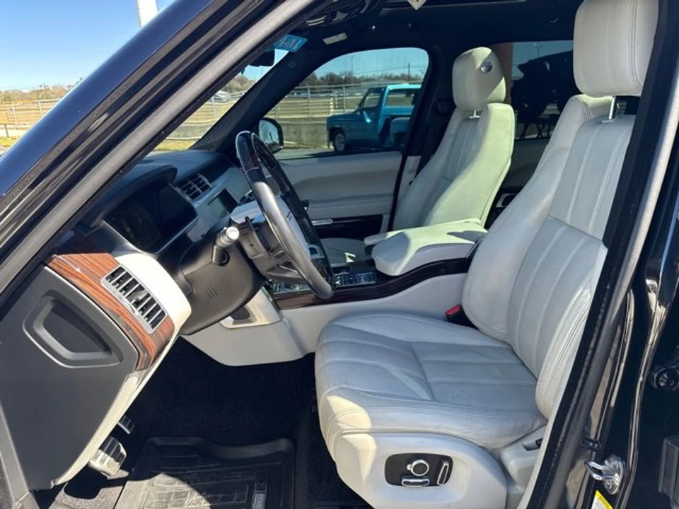 2017 Land Rover Range Rover L405 - Image 6 of 12