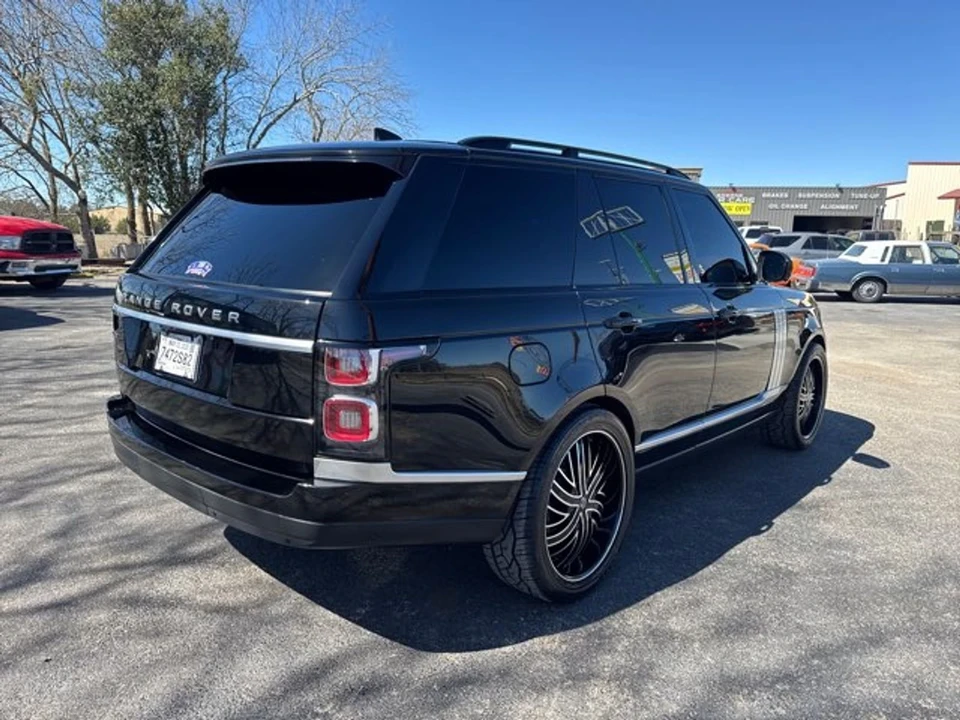 2017 Land Rover Range Rover L405 - Image 3 of 12