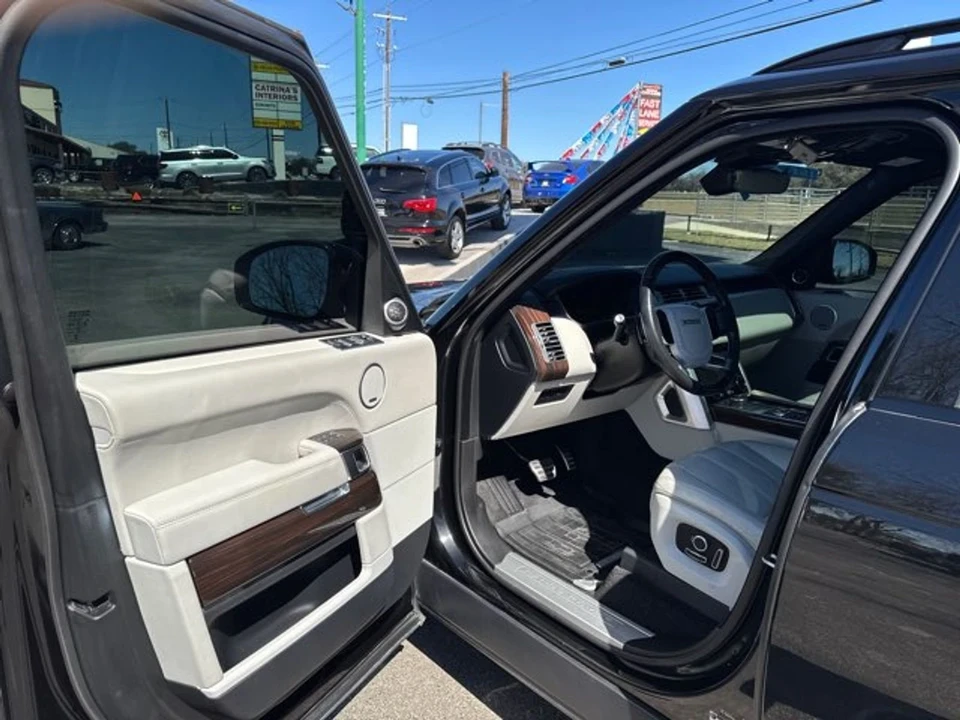 2017 Land Rover Range Rover L405 - Image 5 of 12