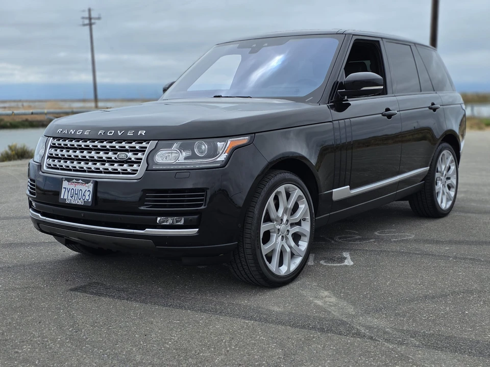 2017 Land Rover Range Rover L405 - Image 2 of 31