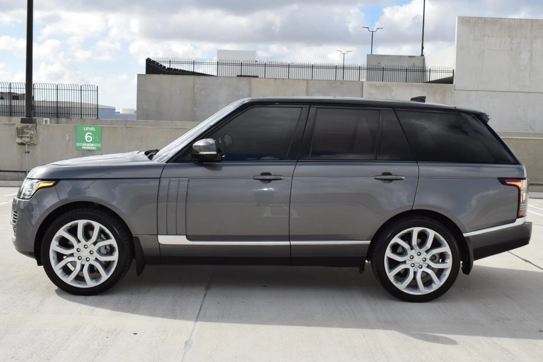 2017 Land Rover Range Rover L405 - Image 3 of 7