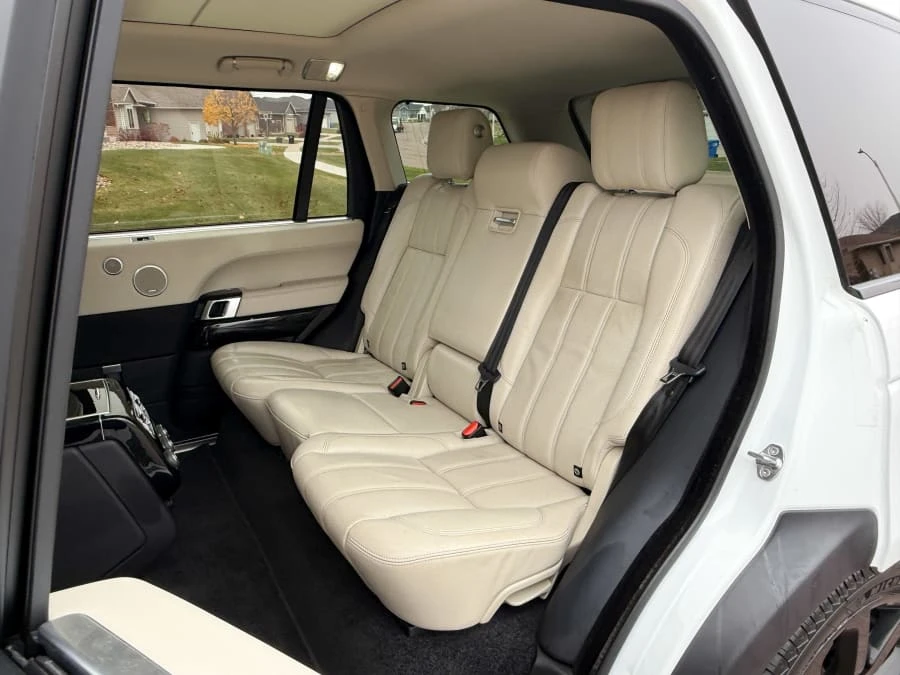 2017 Land Rover Range Rover L405 - Image 12 of 15