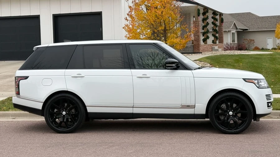 2017 Land Rover Range Rover L405 - Image 8 of 15