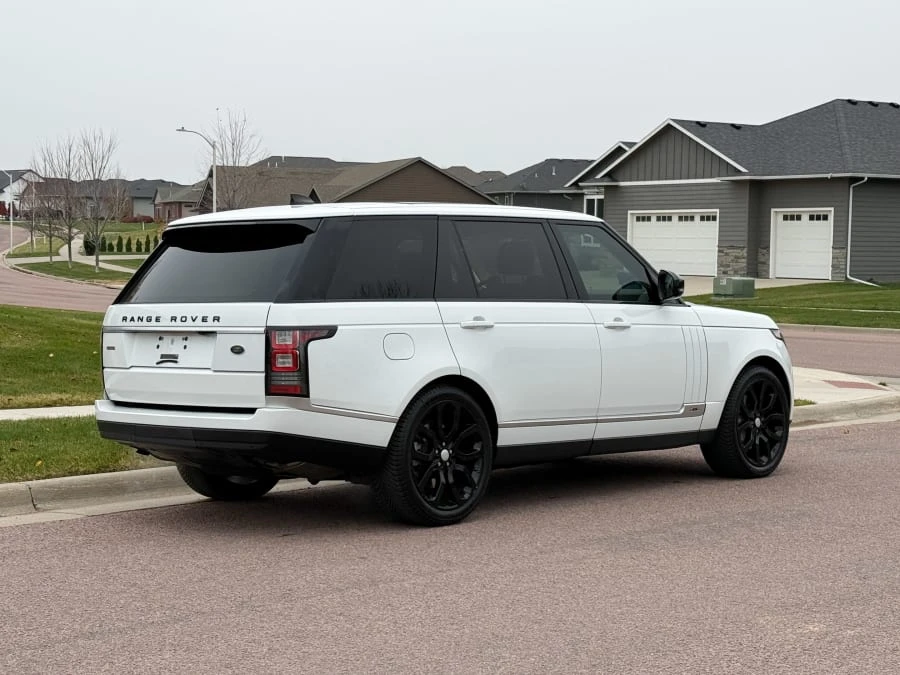2017 Land Rover Range Rover L405 - Image 3 of 15