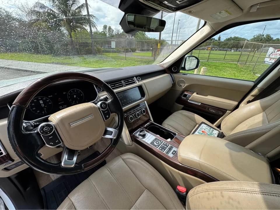 2017 Land Rover Range Rover L405 - Image 9 of 15