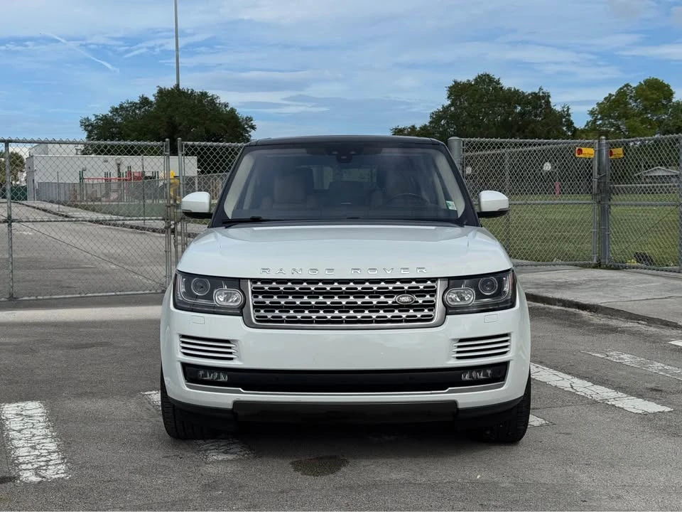 2017 Land Rover Range Rover L405 - Image 2 of 15