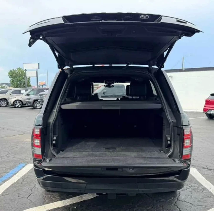 2017 Land Rover Range Rover L405 - Image 7 of 11