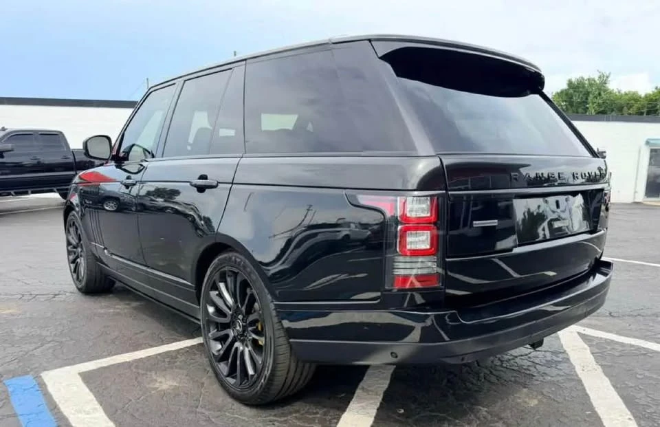 2017 Land Rover Range Rover L405 - Image 4 of 11