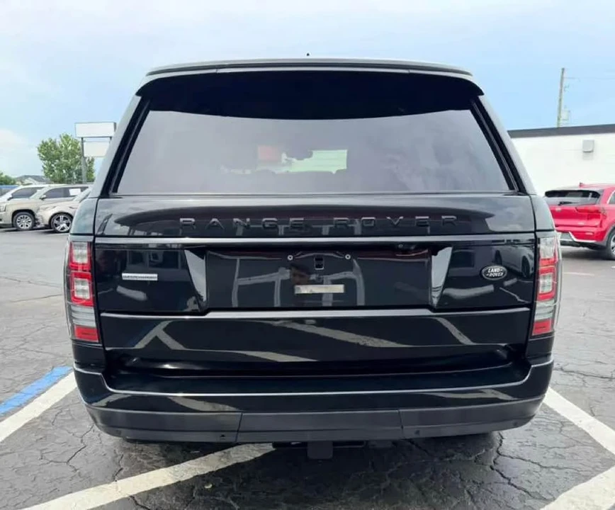 2017 Land Rover Range Rover L405 - Image 6 of 11