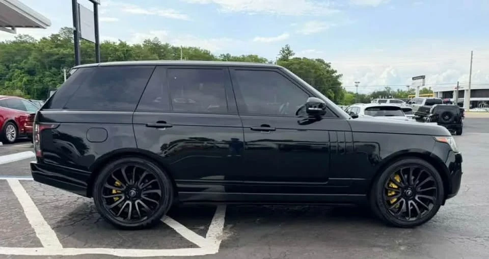 2017 Land Rover Range Rover L405 - Image 5 of 11