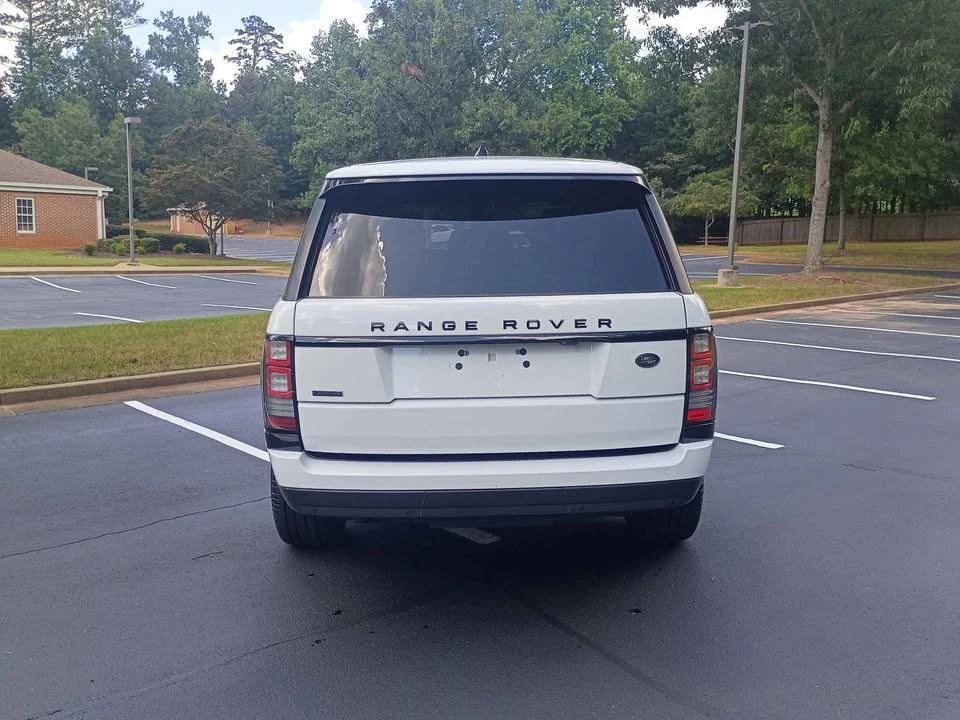 2017 Land Rover Range Rover L405 - Image 3 of 8