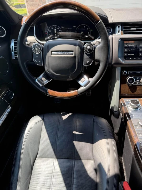 2017 Land Rover Range Rover L405 - Image 9 of 14