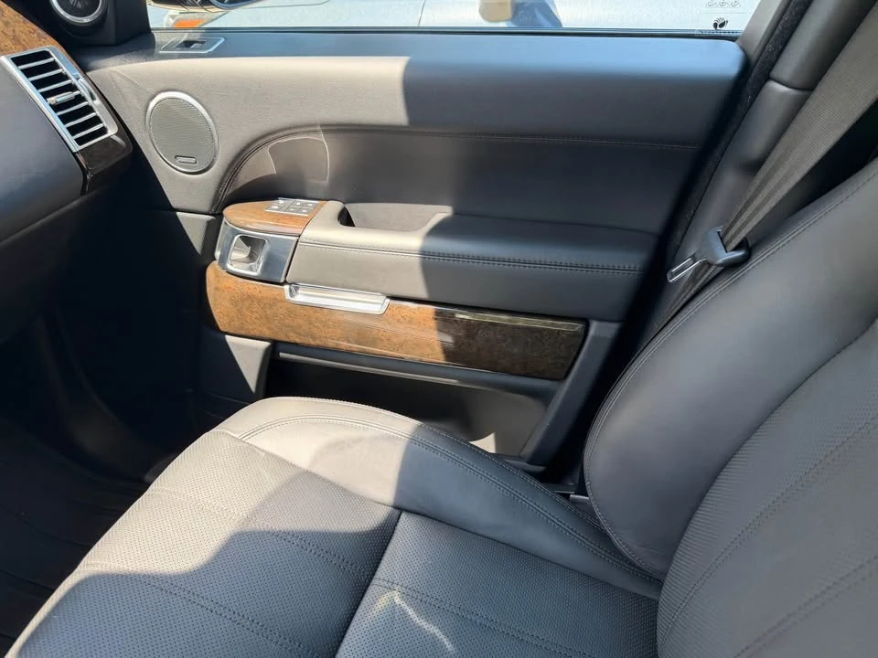 2017 Land Rover Range Rover L405 - Image 12 of 14