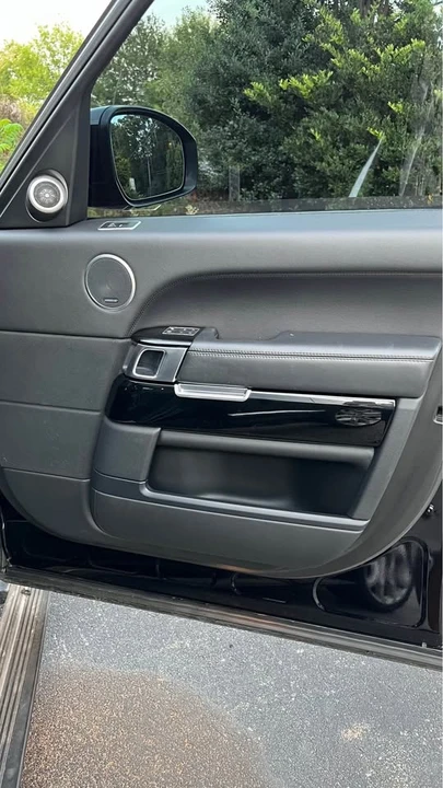 2017 Land Rover Range Rover L405 - Image 11 of 20