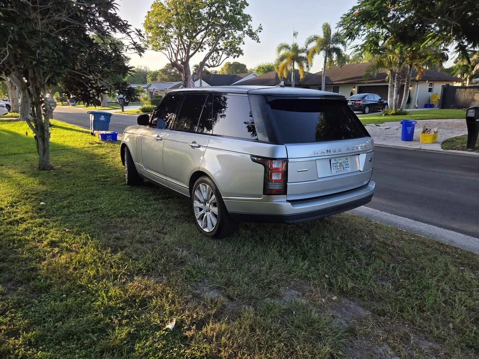 2017 Land Rover Range Rover L405 - Image 11 of 16