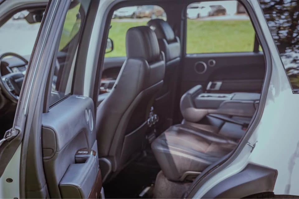 2017 Land Rover Range Rover L405 - Image 9 of 11