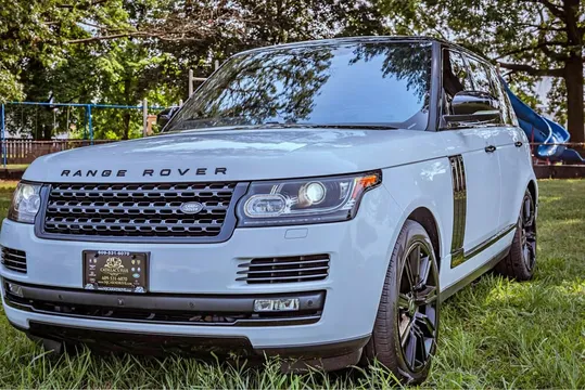 2017 Land Rover Range Rover Supercharged Sport Utility 4D