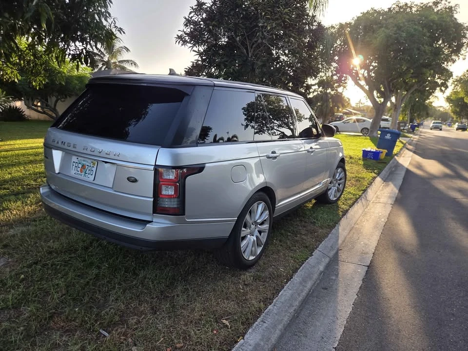 2017 Land Rover Range Rover L405 - Image 12 of 16