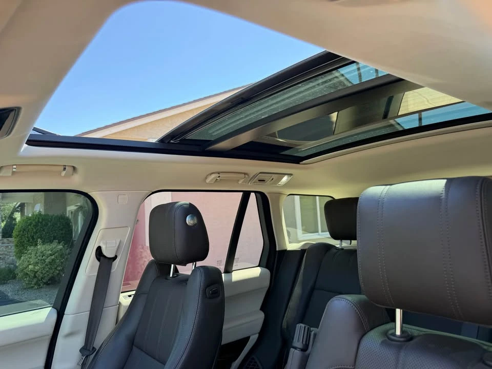 2017 Land Rover Range Rover L405 - Image 7 of 11