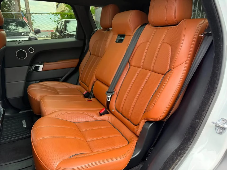 2017 Land Rover Range Rover L405 - Image 10 of 16