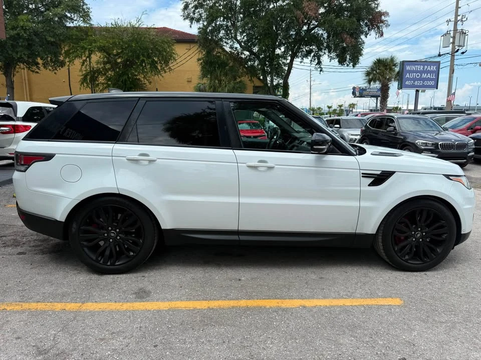 2017 Land Rover Range Rover L405 - Image 4 of 16