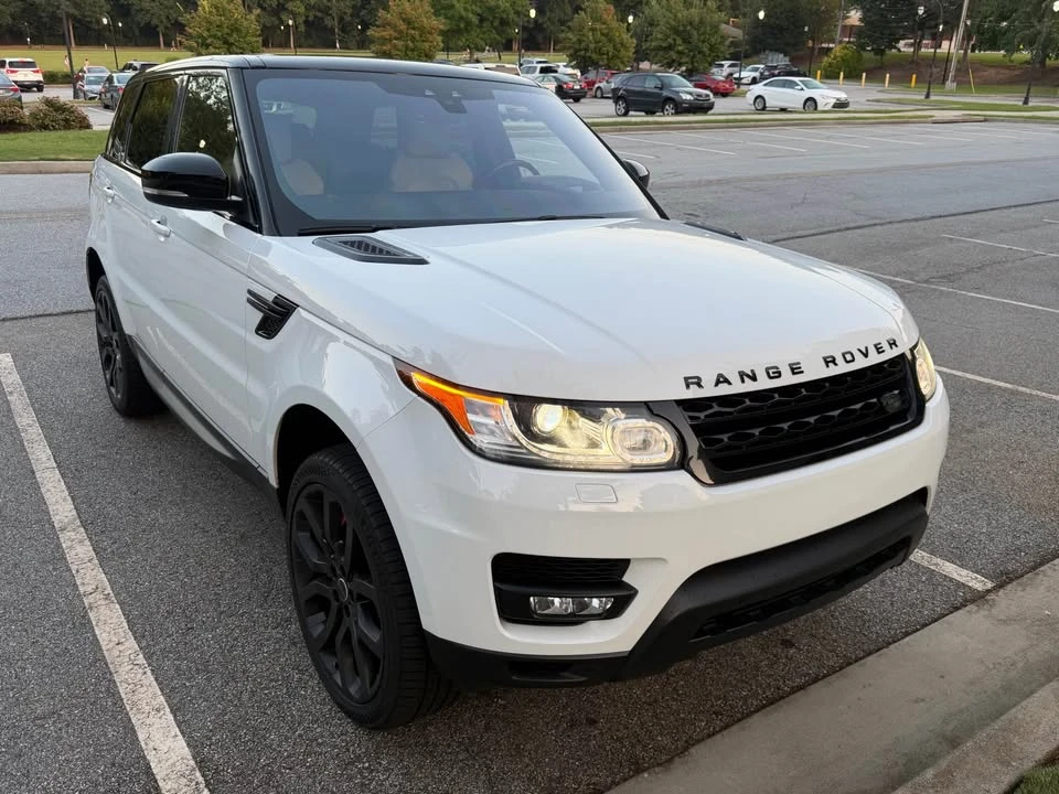 2017 Land Rover Range Rover L405 - Image 2 of 20