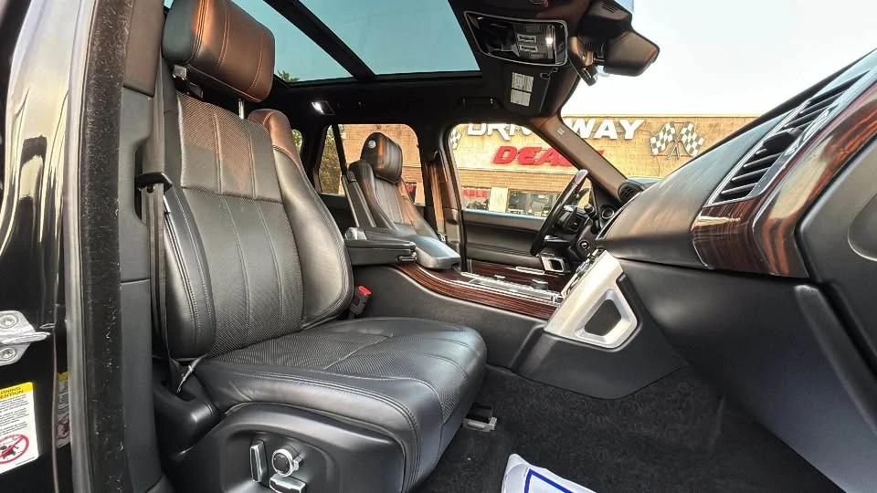 2017 Land Rover Range Rover L405 - Image 8 of 14