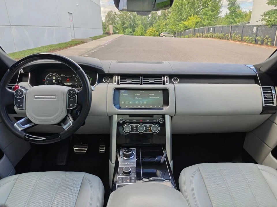 2017 Land Rover Range Rover L405 - Image 12 of 20