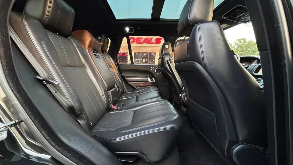 2017 Land Rover Range Rover L405 - Image 7 of 13