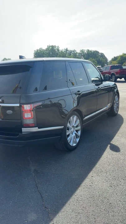 2017 Land Rover Range Rover L405 - Image 3 of 10
