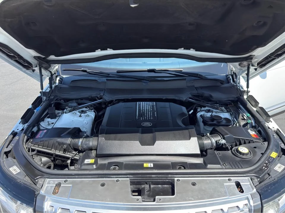 2017 Land Rover Range Rover L405 - Image 10 of 20