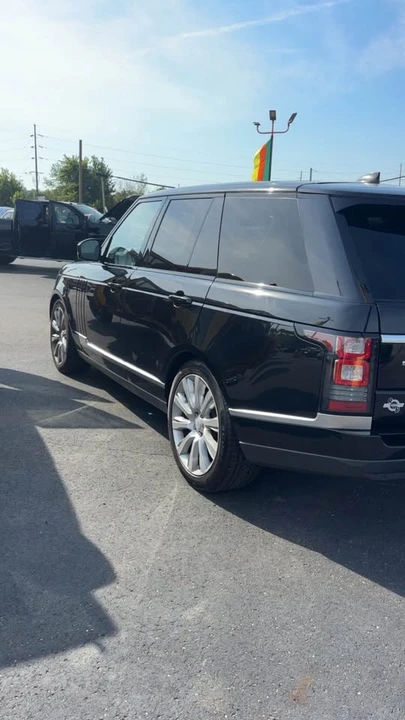 2017 Land Rover Range Rover L405 - Image 6 of 10