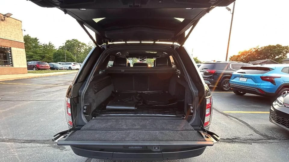 2017 Land Rover Range Rover L405 - Image 11 of 13