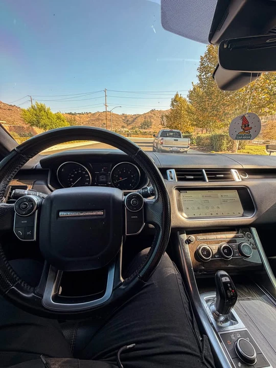 2017 Land Rover Range Rover L405 - Image 6 of 9