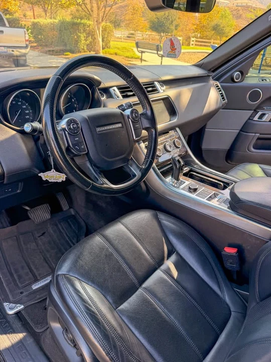 2017 Land Rover Range Rover L405 - Image 5 of 9