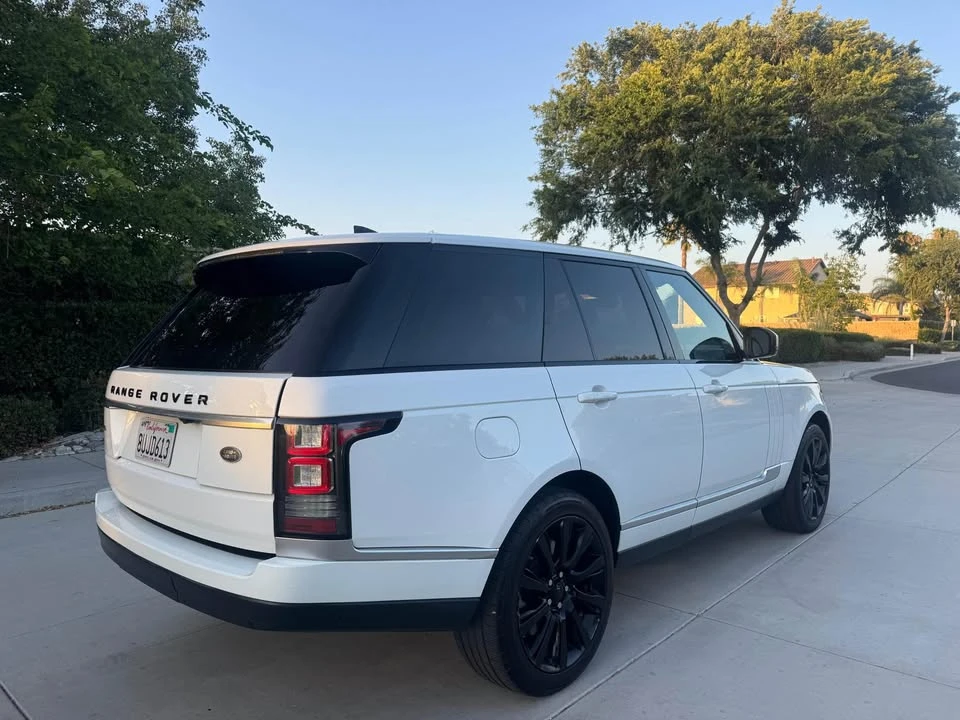 2017 Land Rover Range Rover L405 - Image 4 of 13