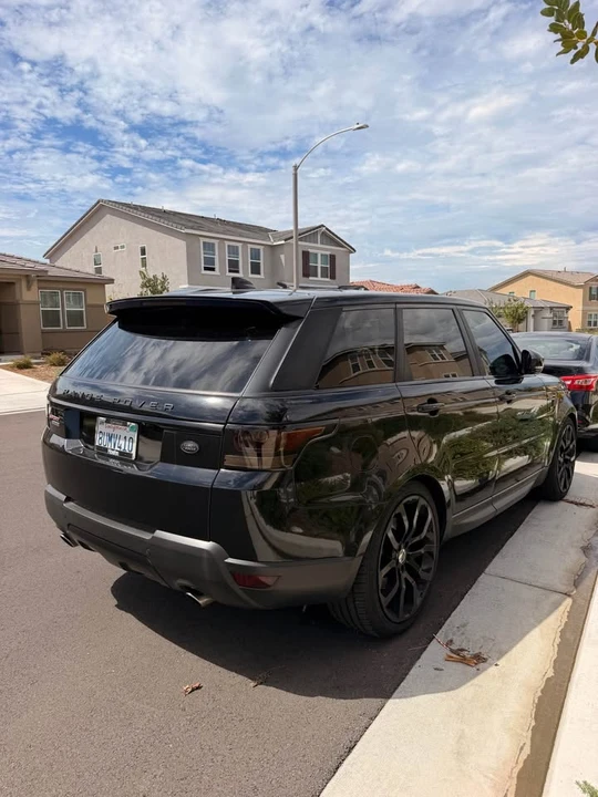 2017 Land Rover Range Rover L405 - Image 3 of 10