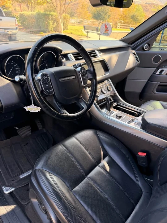 2017 Land Rover Range Rover L405 - Image 6 of 10